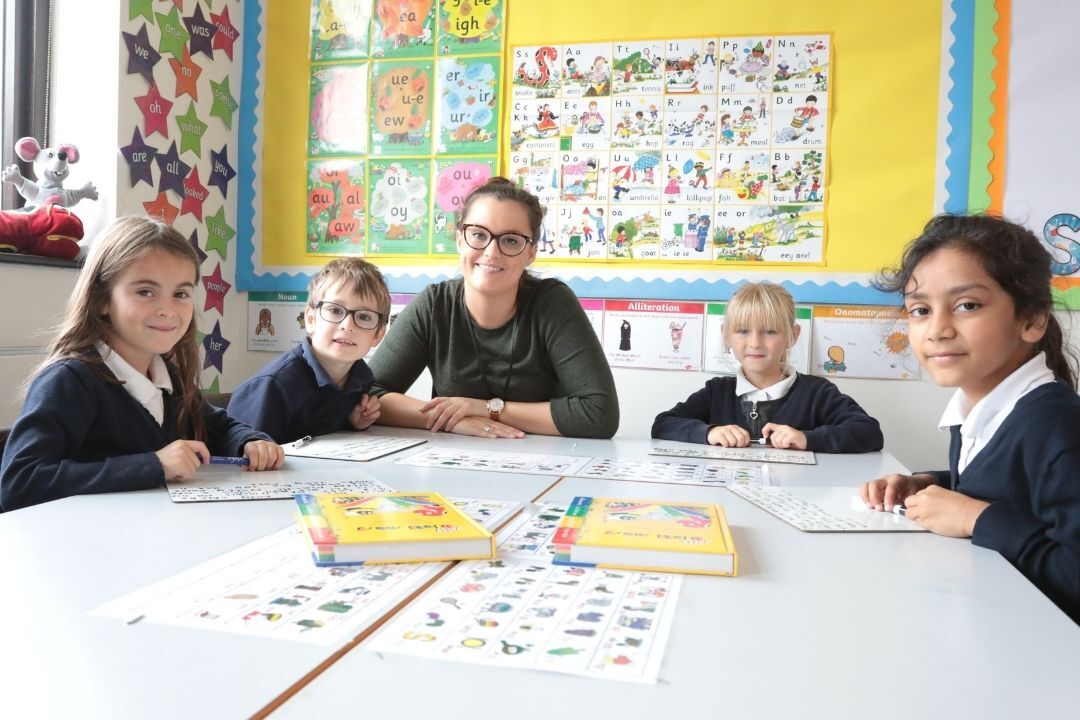 jolly-learning-classroom-image